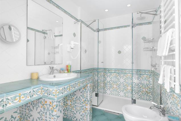 Superior Rooms Sea View-4